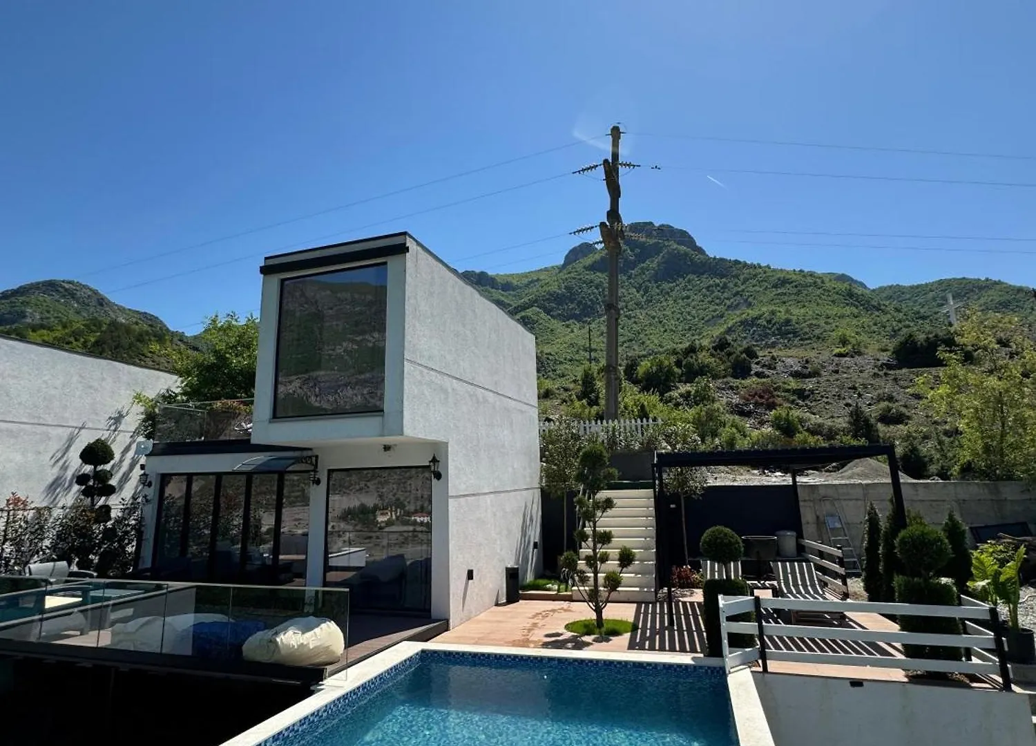 Koman Paradise By Romina Shkoder Holiday home