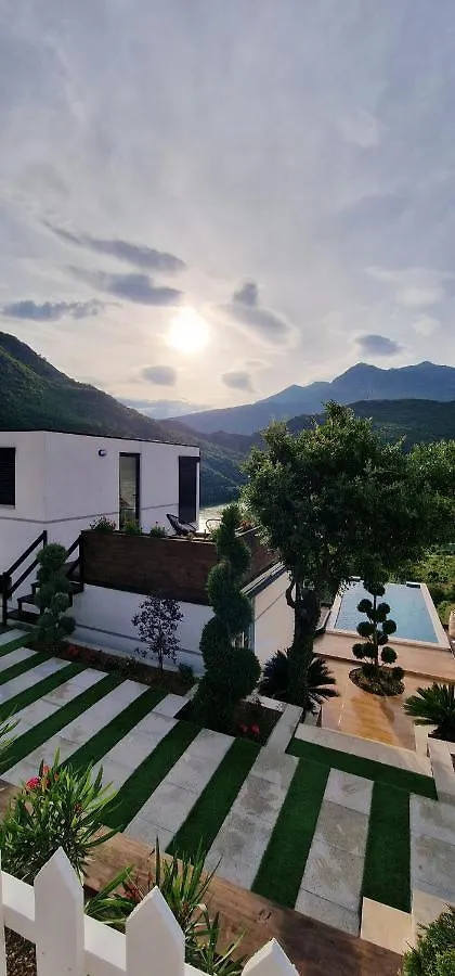 Ferienhaus Koman Paradise By Romina Shkodra